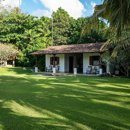 Nyne Hotels Rock Villa, Bentota Buitenkant foto