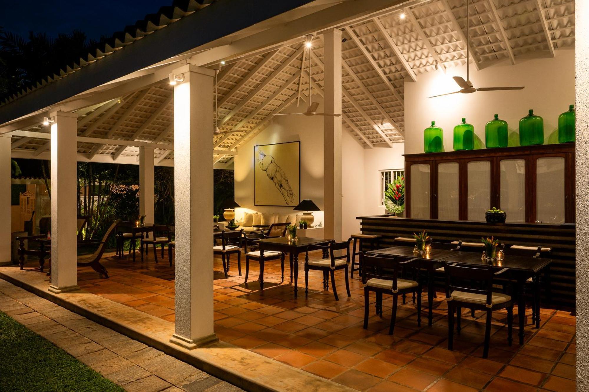 Nyne Hotels Rock Villa, Bentota Buitenkant foto