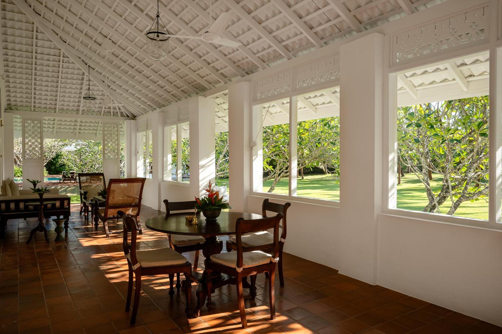 Nyne Hotels Rock Villa, Bentota Buitenkant foto